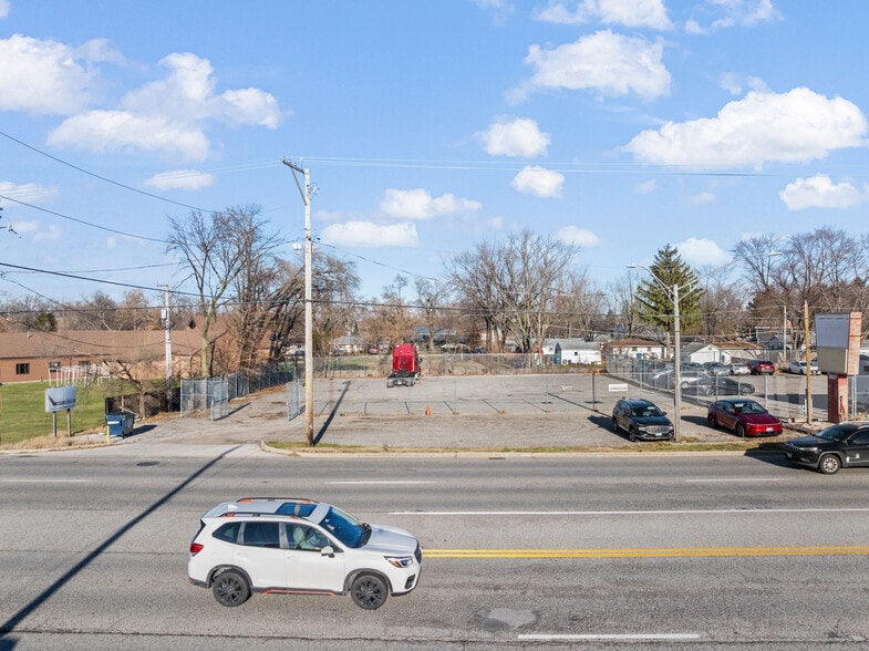 2427 Plainfield Rd, Crest Hill, IL for lease - Other - Image 1 of 23