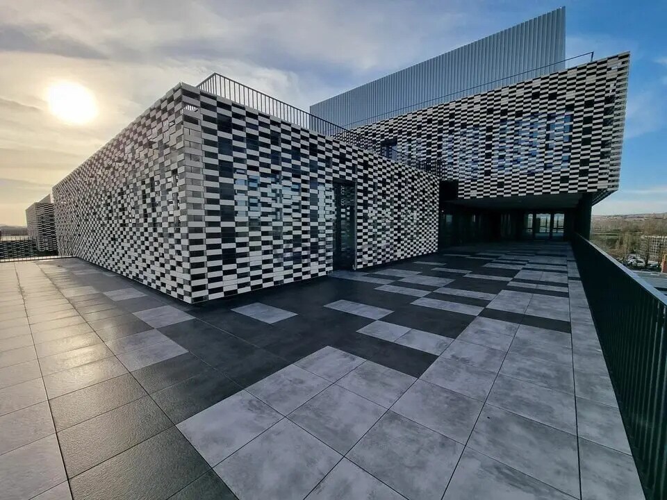 Office in Labège for lease Building Photo- Image 1 of 8