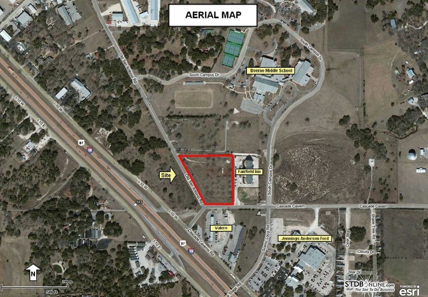 215 Old San Antonio Rd, Boerne, TX à vendre - Photo du bâtiment - Image 1 de 3