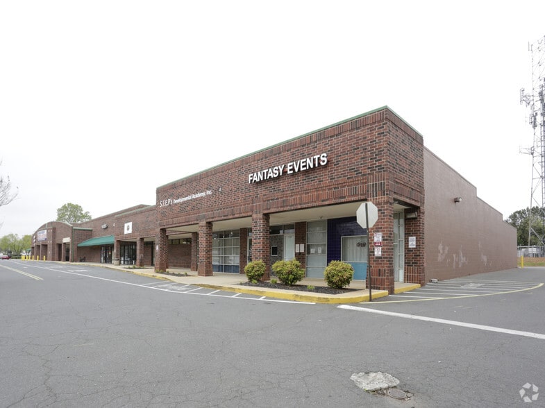 1526 Alleghany Rd, Charlotte, NC for lease - Building Photo - Image 1 of 7