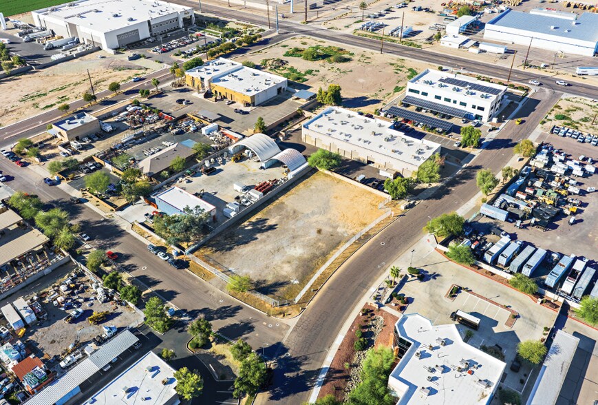 7020 W Augusta Ave, Glendale, AZ à vendre - Photo principale - Image 1 de 1