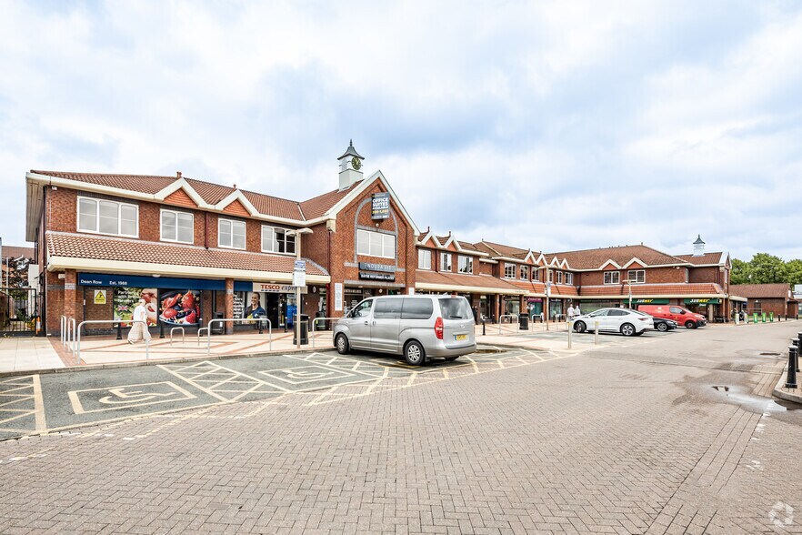 Dean Row Rd, Wilmslow à louer - Photo du bâtiment - Image 1 de 2