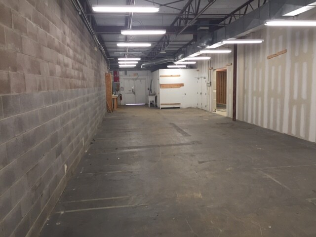 612-634 Madison St, Shelbyville, TN à louer - Photo intérieure - Image 3 de 5