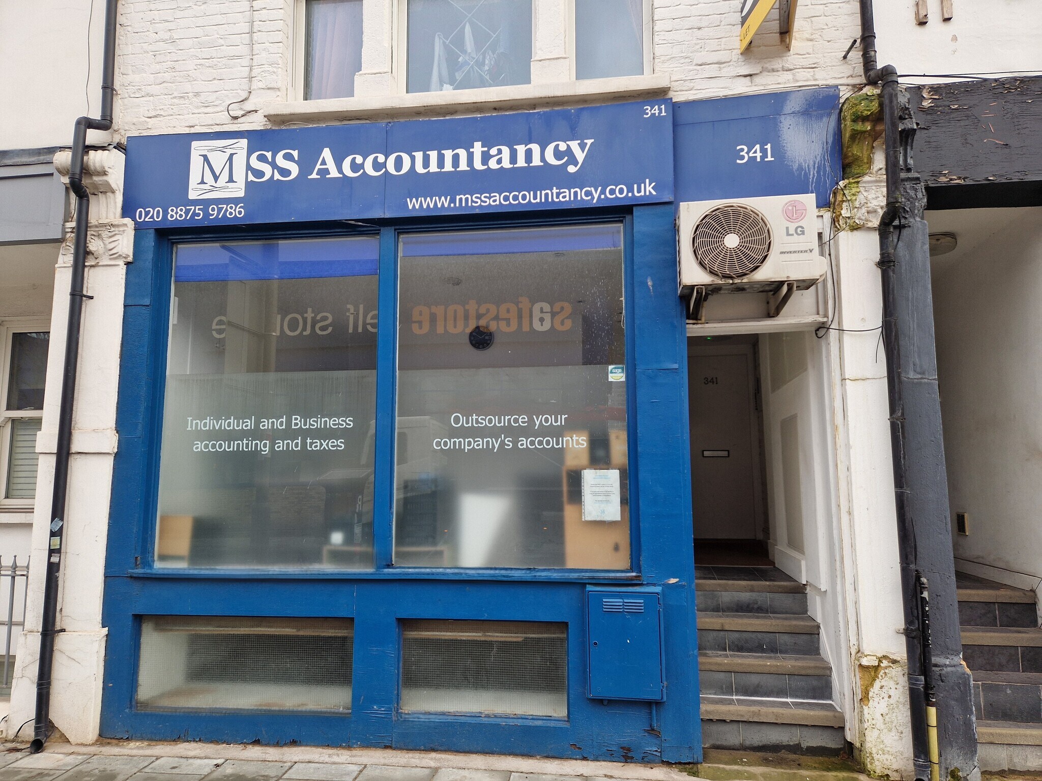 341 Garratt Ln, Londres à louer Photo principale- Image 1 de 7