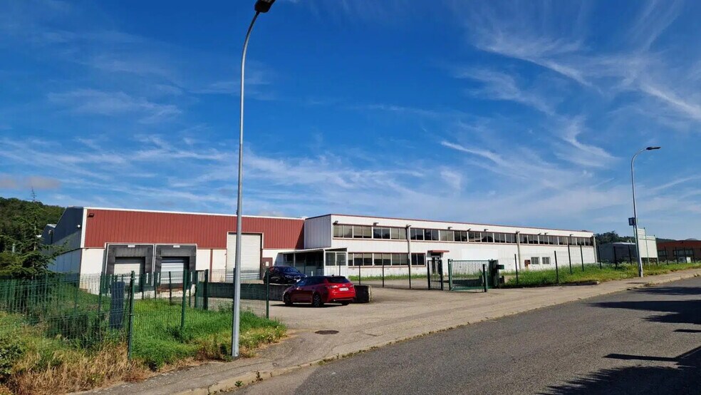 4 Route Du Dôme, Chaponost à louer - Photo du bâtiment - Image 1 de 4