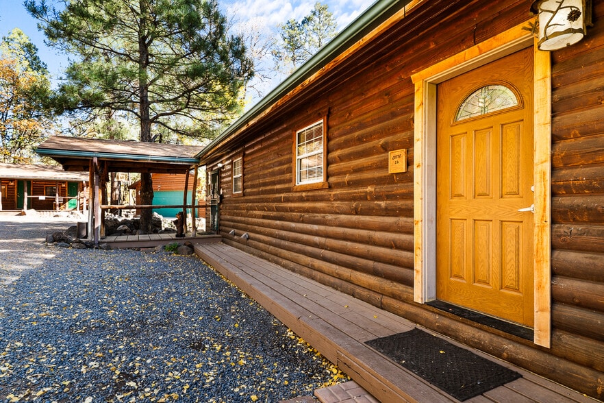 2089 E White Mountain Blvd, Pinetop, AZ for sale - Building Photo - Image 3 of 46