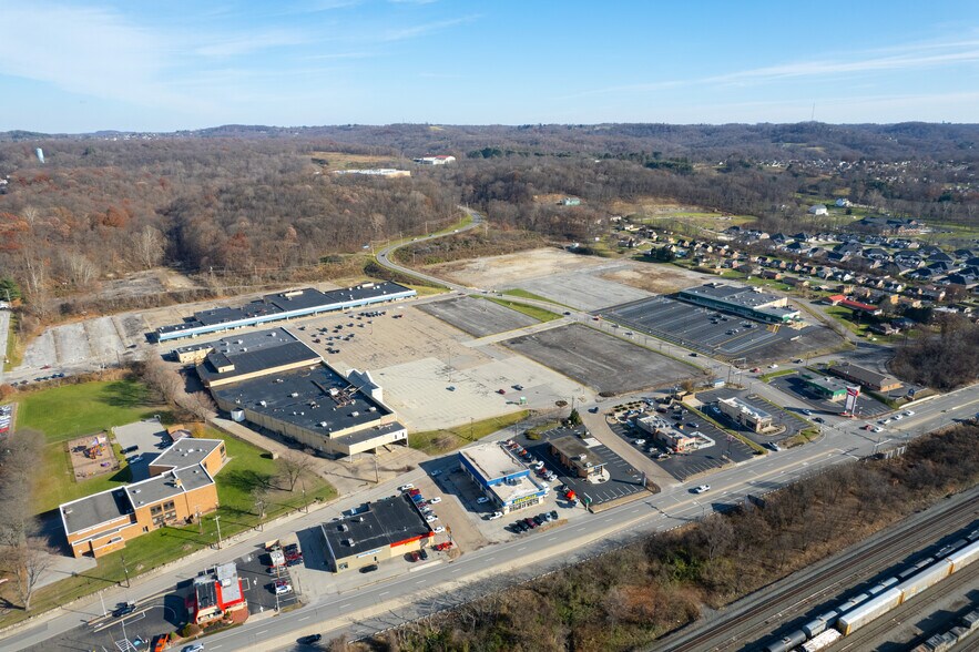 1600 Beaver Way, Baden, PA à louer - Photo du bâtiment - Image 2 de 15