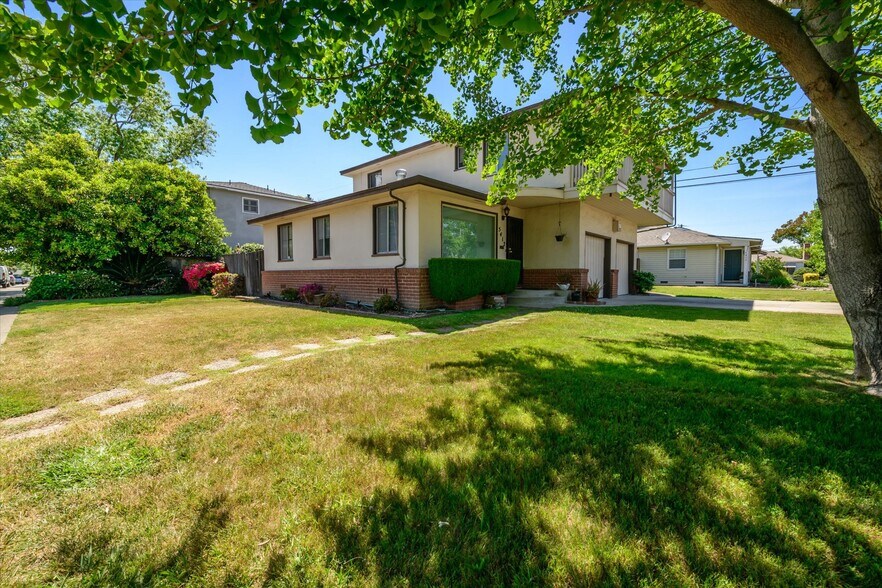 5408 Folsom Blvd, Sacramento, CA à vendre - Photo du bâtiment - Image 3 de 28