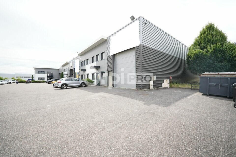 69 Bis Rue De Malacombe, Saint-Quentin-Fallavier for sale Building Photo- Image 1 of 13
