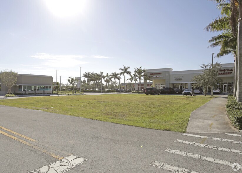 5796 SW 157th Ave, Miami, FL à louer - Photo du bâtiment - Image 2 de 2