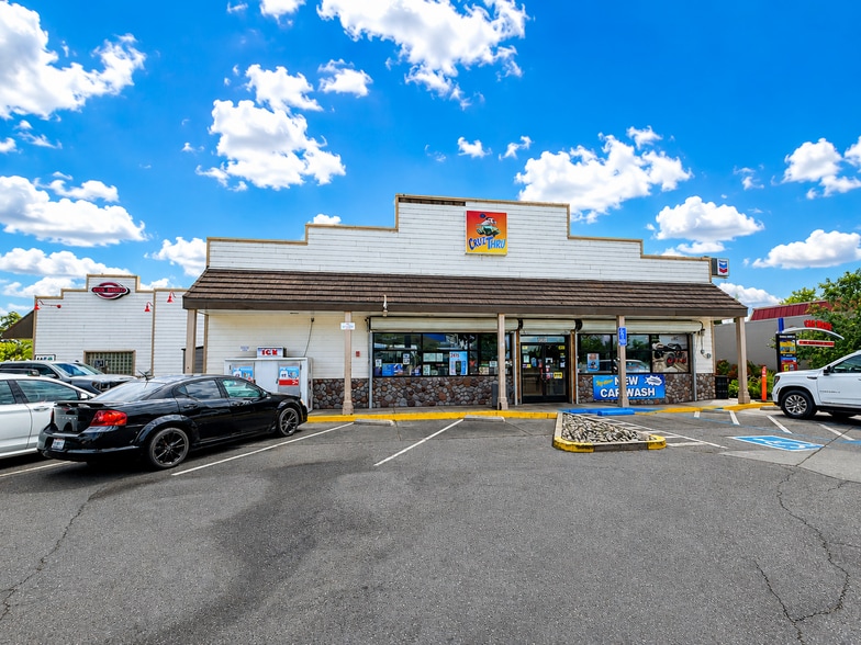 1330 Feather River Blvd, Oroville, CA for sale - Building Photo - Image 3 of 9