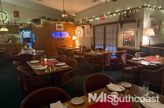 3200 NE Maple Ave, Jensen Beach, FL for sale Interior Photo- Image 1 of 6