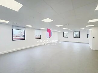 Plus de détails pour Bureau à louer