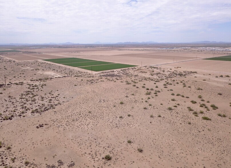 NEC Hanna & Vail Rd, Eloy, AZ à vendre - Photo du bâtiment - Image 2 de 4