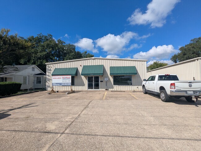 More details for 5805 Old Dowlen Rd, Beaumont, TX - Office for Lease