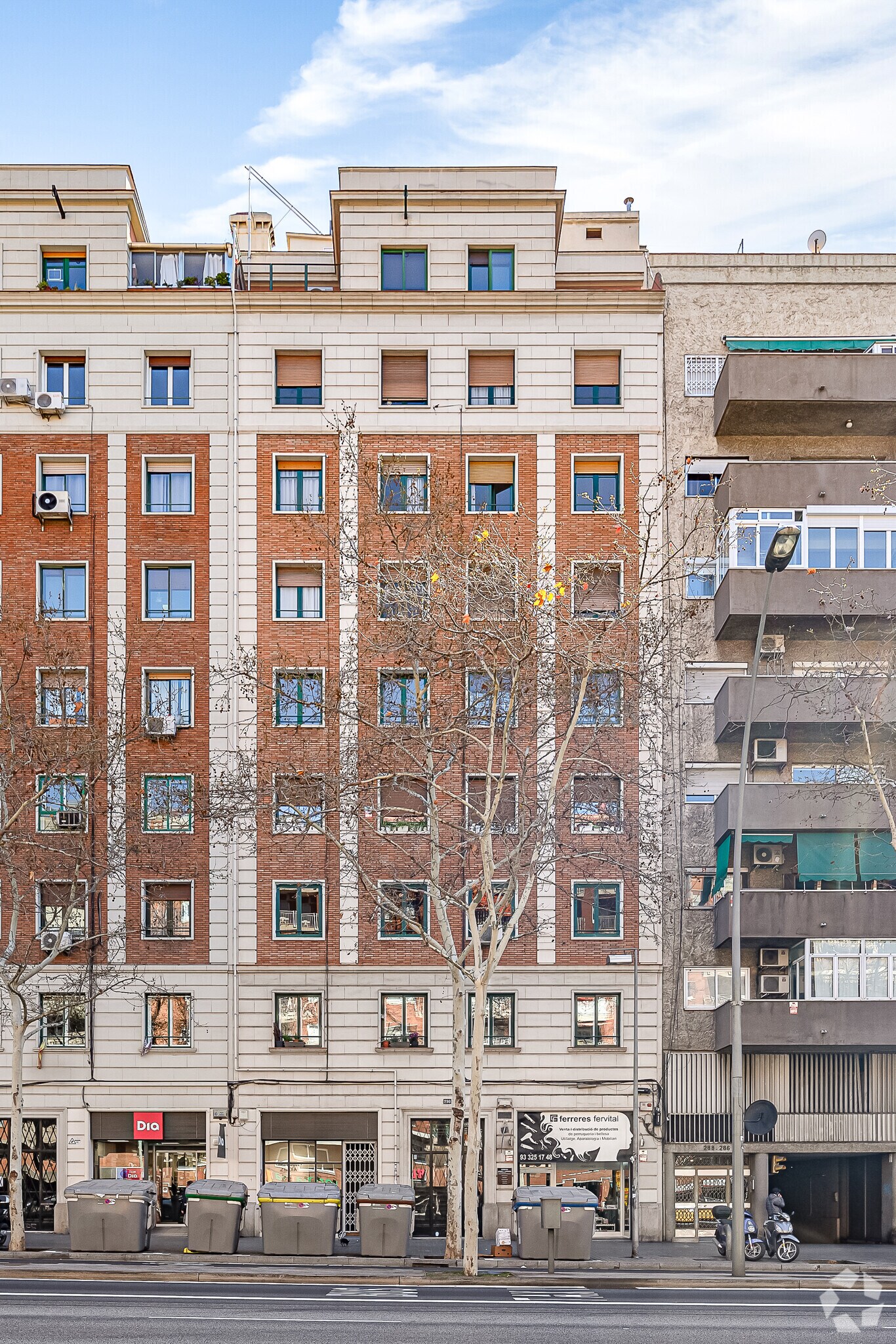 Commerce de détail dans Barcelone, Barcelona à louer Photo principale- Image 1 de 2