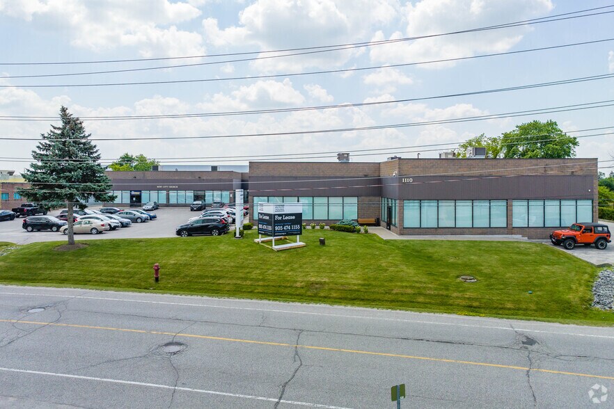 1110 Stellar Dr, Newmarket, ON for sale - Primary Photo - Image 1 of 1