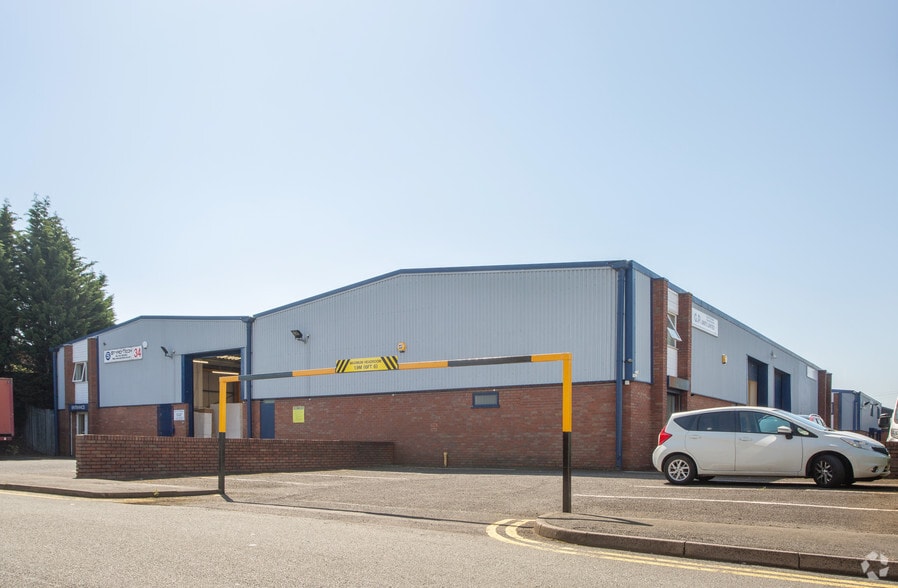 Charles St, West Bromwich for lease - Building Photo - Image 2 of 3