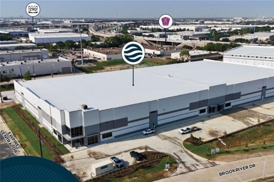 7415 Empire Central Dr, Houston, TX à vendre - Photo du bâtiment - Image 2 de 5