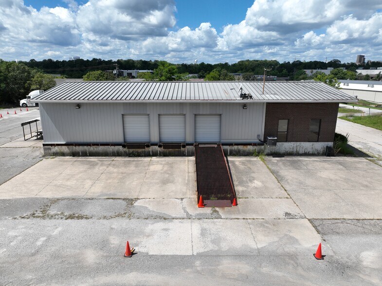 7025 Production Ct, Independence, KY à louer - Photo du bâtiment - Image 3 de 6