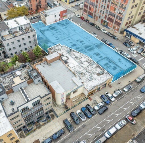 566 Grand Avenue & 836 Dean Street portefeuille de 2 propriétés à vendre sur LoopNet.ca - Photo du bâtiment - Image 1 de 3