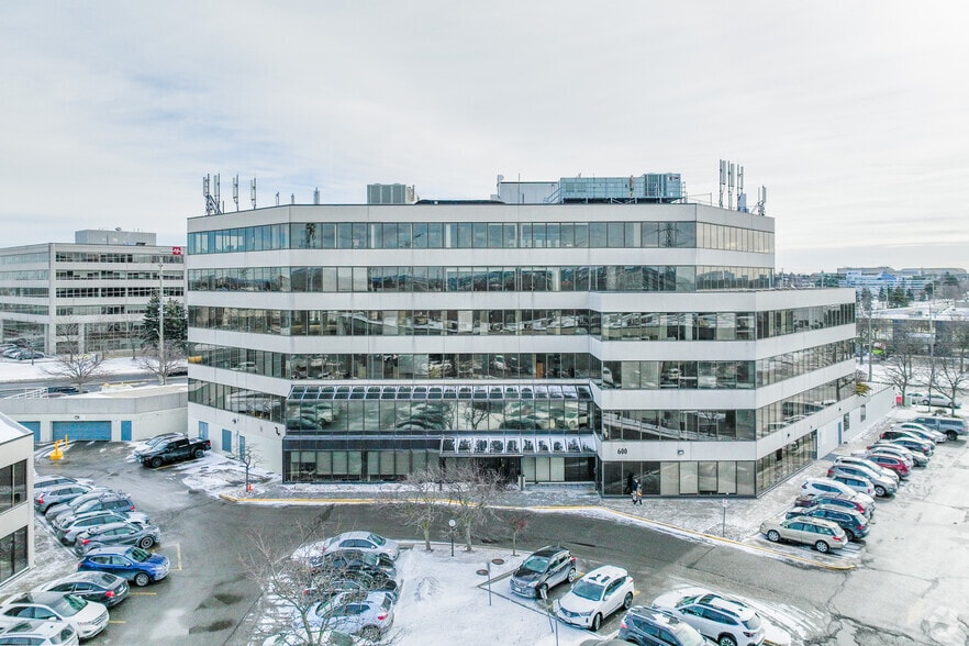 600 Alden Rd, Markham, ON for lease - Building Photo - Image 2 of 4