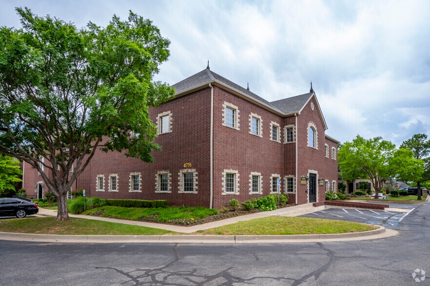 4735 E 91st St, Tulsa, OK for lease - Primary Photo - Image 1 of 13