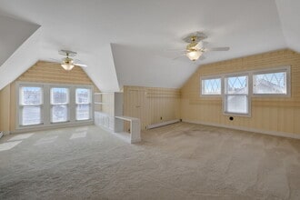 411 Albany Ave, Kingston, NY à vendre Photo intérieure- Image 2 de 58