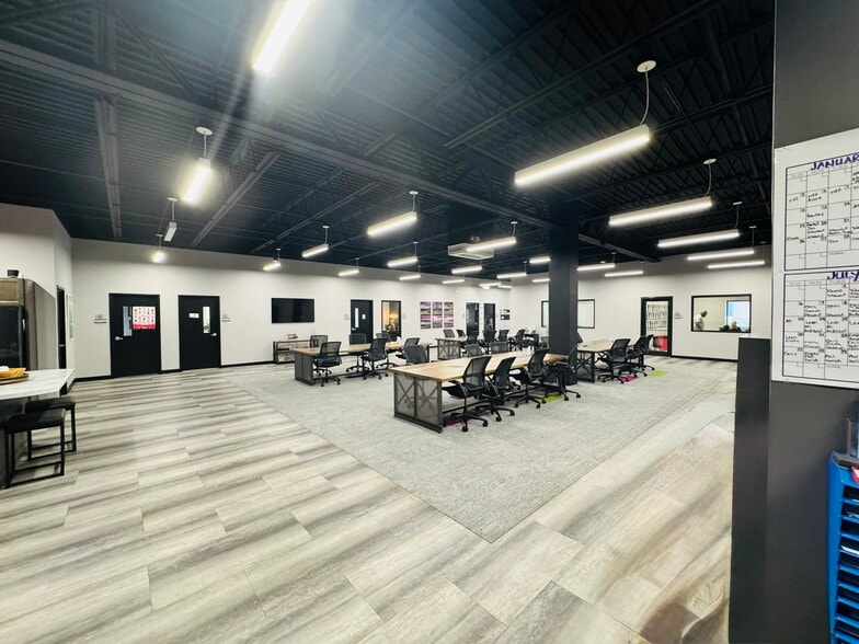 4432 Ardmore Ave, Fort Wayne, IN à louer - Photo intérieure - Image 2 de 8