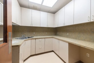 Heritage Dr, Richmond, MI for sale Interior Photo- Image 2 of 9