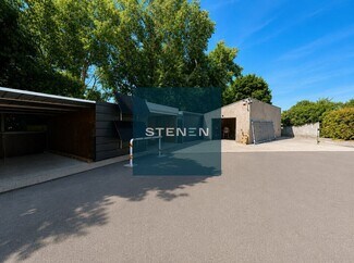 Plus de détails pour 326 Avenue De La Rasclave, La Penne-sur-Huveaune - Bureau à vendre