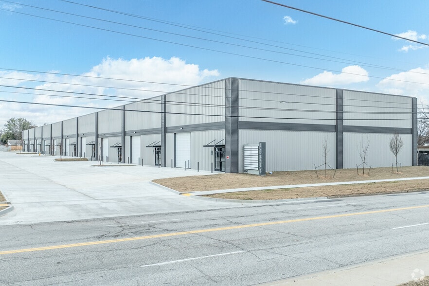 6240 E 15th St, Tulsa, OK for sale - Building Photo - Image 3 of 6