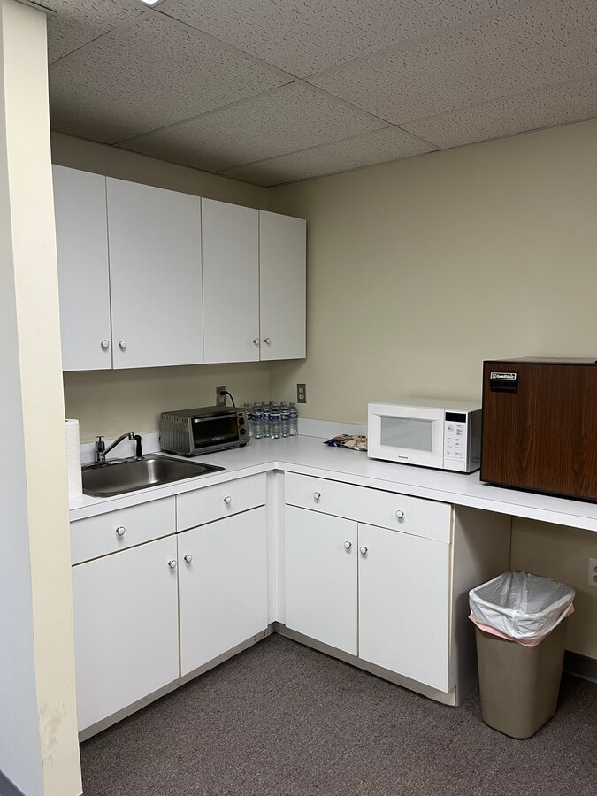 23-34 Regency Plz, Glen Mills, PA 19342 - Unit 30 -  - Interior Photo - Image 2 of 6