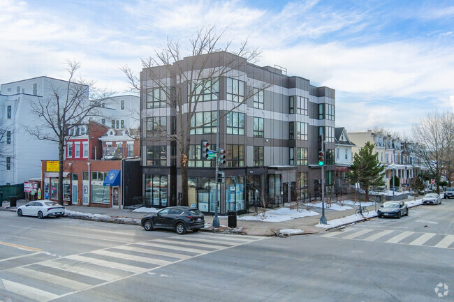 Plus de détails pour 4422-4424 Georgia Ave NW, Washington, DC - Vente au détail à vendre