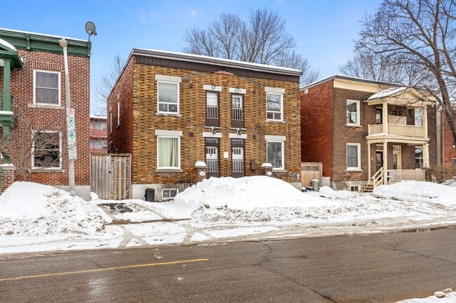 More details for 294 Clarence St, Ottawa, ON - Multifamily for Sale