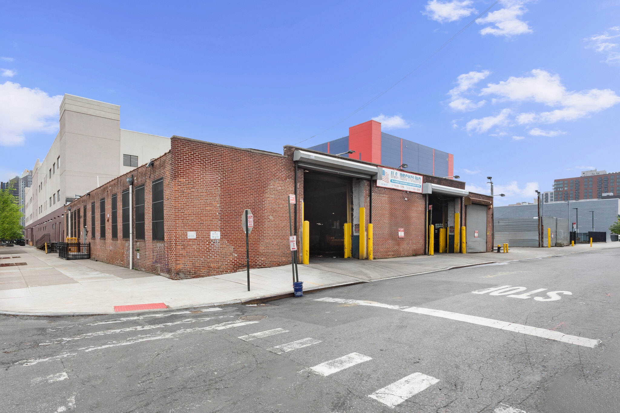 141 6th St, Brooklyn, NY for lease Primary Photo- Image 1 of 12