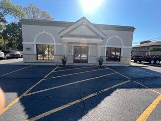 More details for 616 Childs St, Wheaton, IL - Retail for Lease