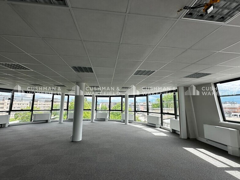 Rue Job, Strasbourg for lease - Interior Photo - Image 2 of 12