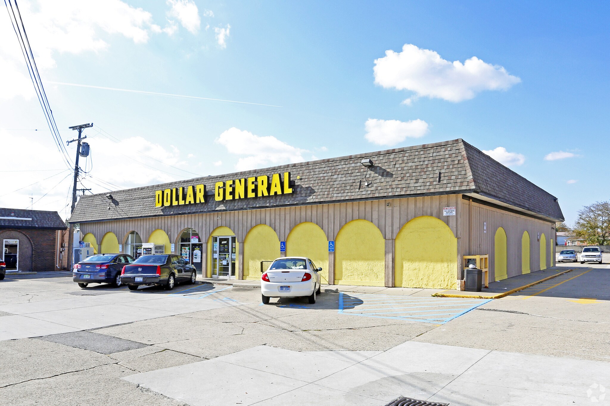 25209 Gratiot Ave, Roseville, MI for sale Primary Photo- Image 1 of 7