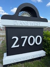 2700 Evans Ave, Fort Myers, FL à louer Photo du bâtiment- Image 2 de 21