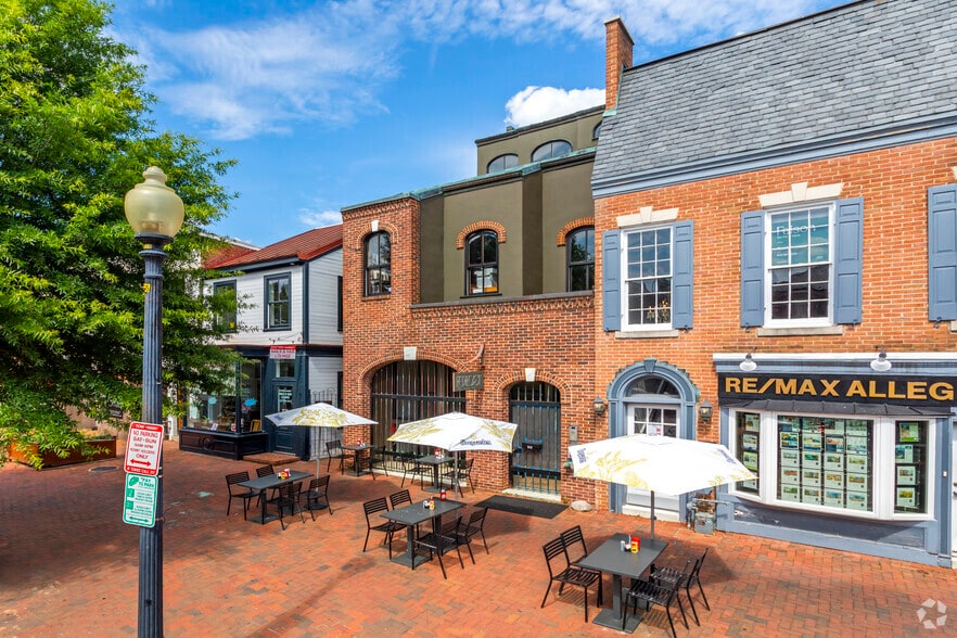 218 7th St SE, Washington, DC à vendre - Photo principale - Image 1 de 7