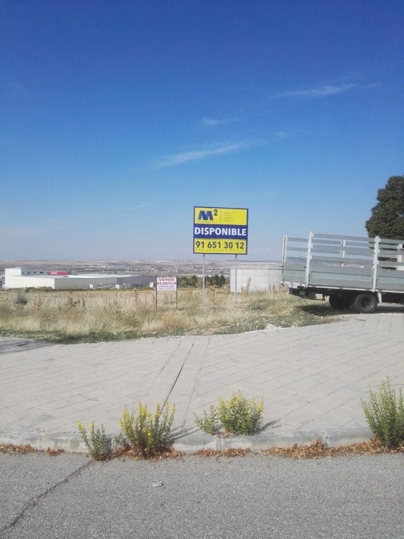 Land in Chiloeches, Guadalajara for sale Primary Photo- Image 1 of 2