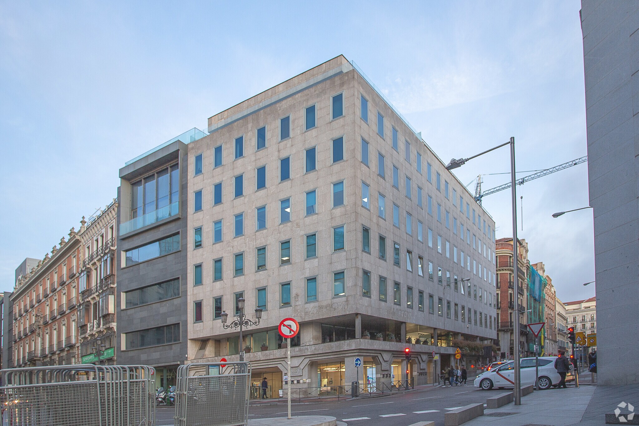 Office in Madrid, Madrid for lease Primary Photo- Image 1 of 3