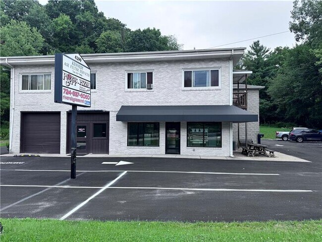 More details for 4399 Leechburg Rd, New Kensington, PA - Retail for Sale