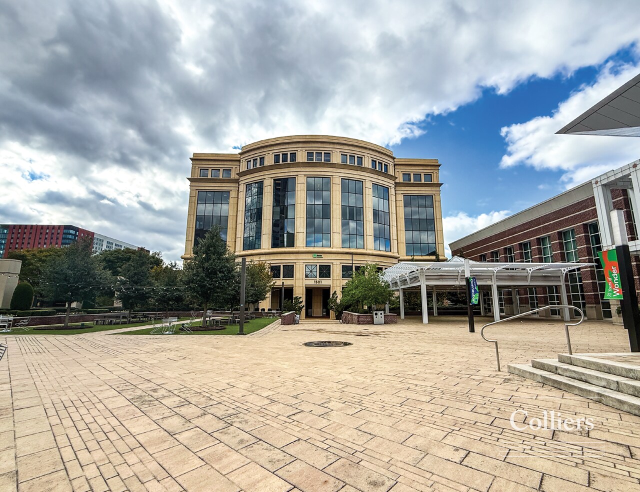 1501 Main St, Columbia, SC for lease Building Photo- Image 1 of 9
