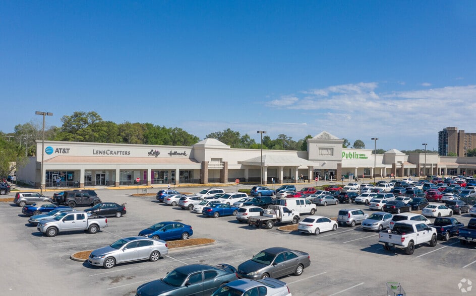 4495 Roosevelt Blvd, Jacksonville, FL for lease - Building Photo - Image 1 of 13
