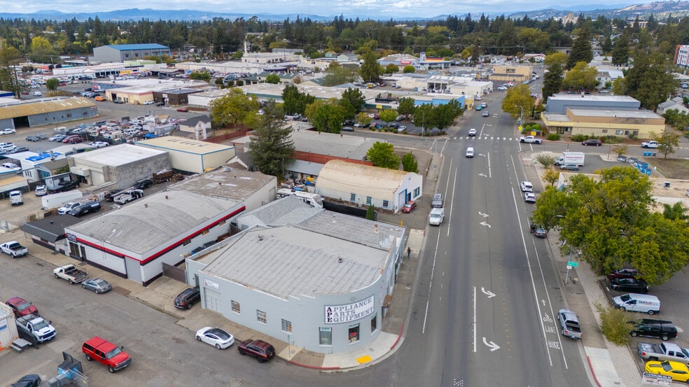 1145 Petaluma Hill Rd, Santa Rosa, CA for sale - Building Photo - Image 2 of 13