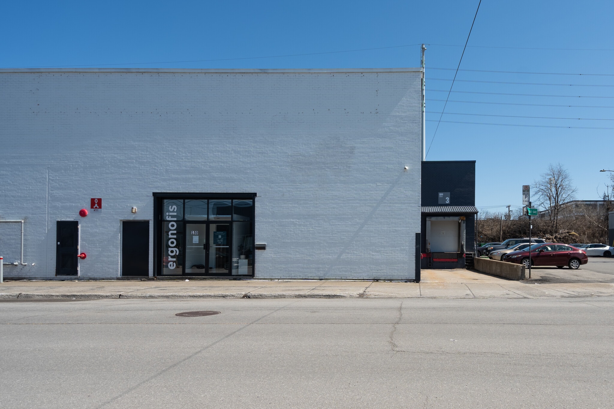 150 Rue de Port-Royal O, Montréal, QC for lease Primary Photo- Image 1 of 2
