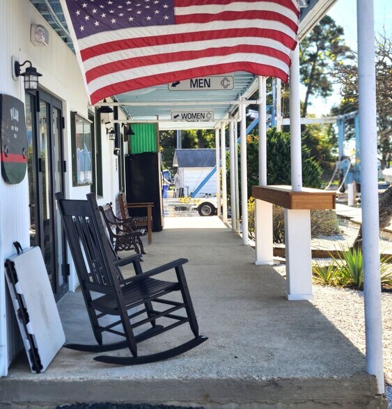 10 Lake Dr, Island Heights, NJ à louer - Photo du bâtiment - Image 3 de 8