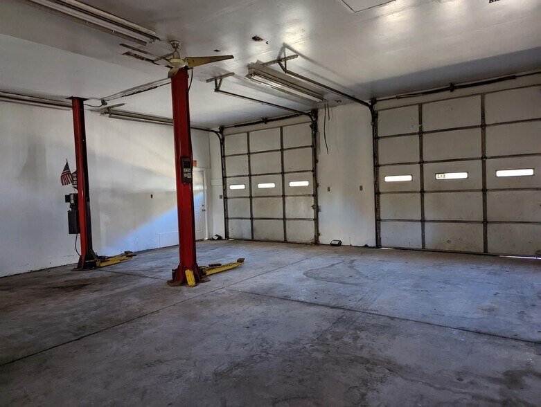 211 Oakwood Ave, Troy, NY à louer - Photo intérieure - Image 3 de 11